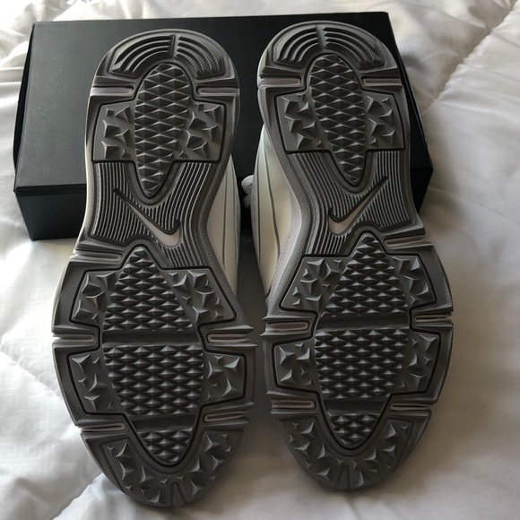 Nike Golf style AA 1846-101S9 size 7 - Picture 3 of 5